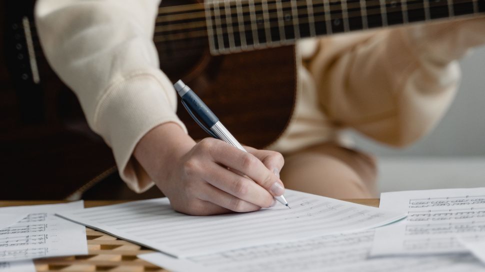 Cara Membuat Lagu Sendiri: Panduan untuk Pemula